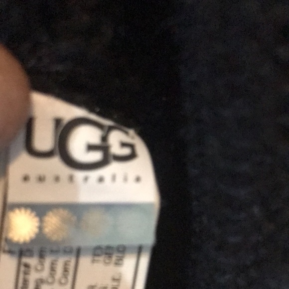 Ugg Cardy Boot - Picture 9 of 10